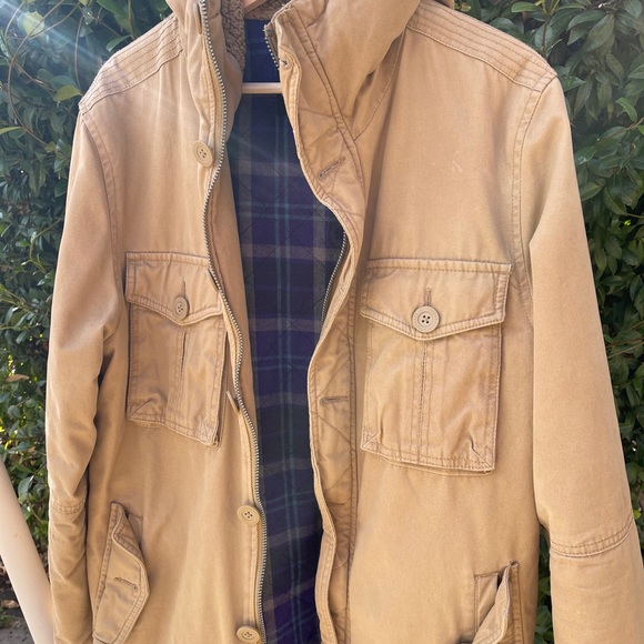 Legendary Goods Jacket! - Picture 2 of 6